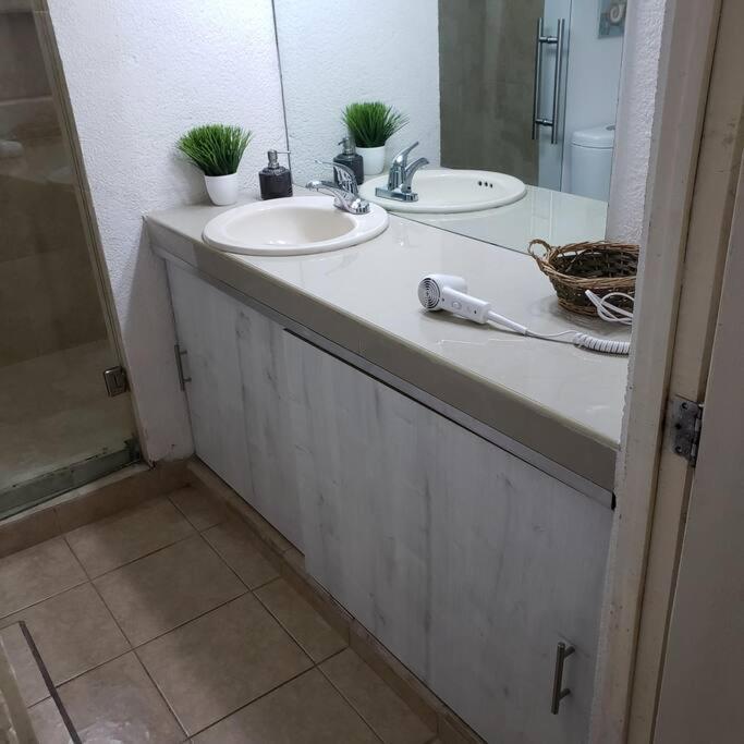 Depab Privado, Centrico,Wifi 80 Mb ,Aire Acondicionado ,Cocina, Cochera Techada, Ciudad Valles Extérieur photo